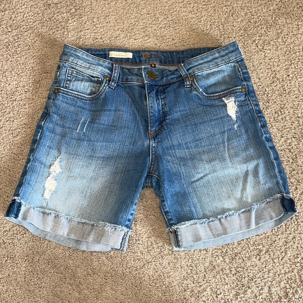 Kut from the Kloth Jean Boyfriend short Size 6